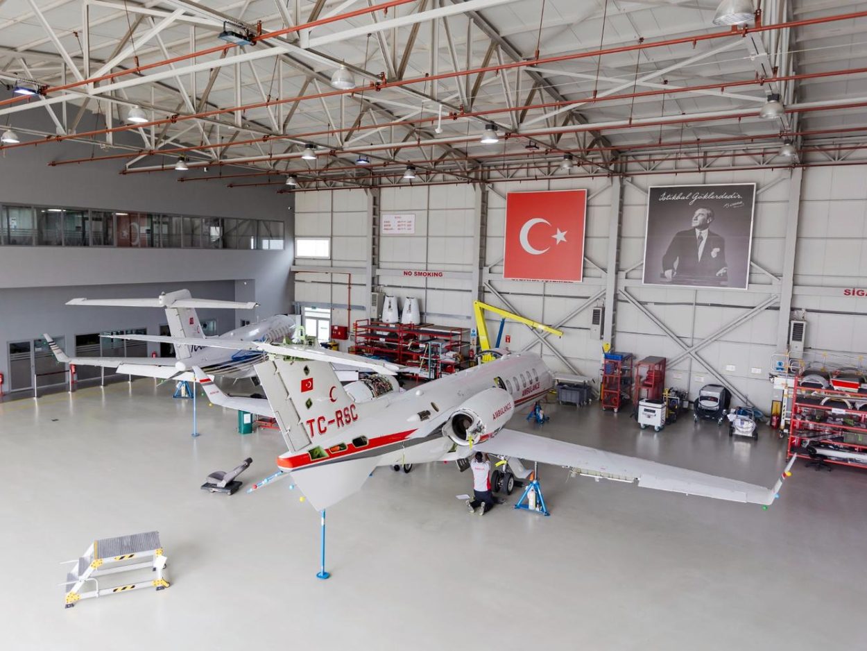 ISTANBUL ATATÜRK AIRPORT HANGAR